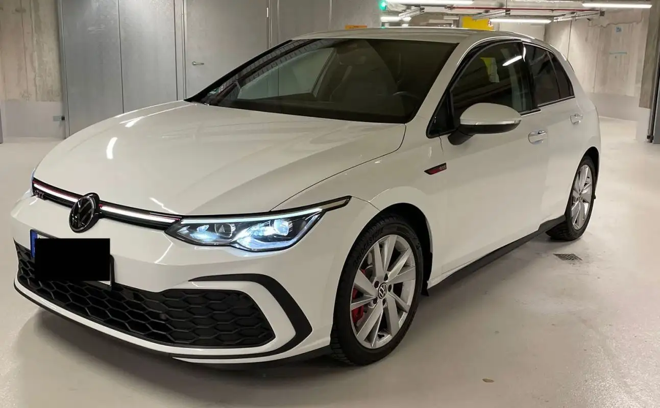 rent Volkswagen Golf rent Volkswagen Golf